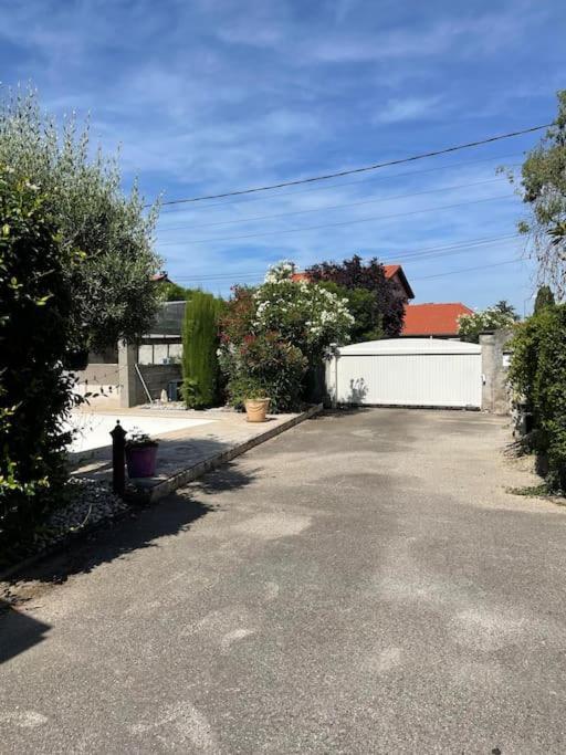 Villa Individuelle - Chassieu Kültér fotó